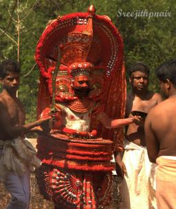 Theyyam7_rs
